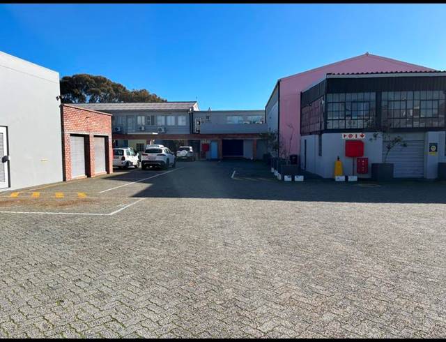 INDUSTRIAL PROPERTY TO RENT IN MAITLAND